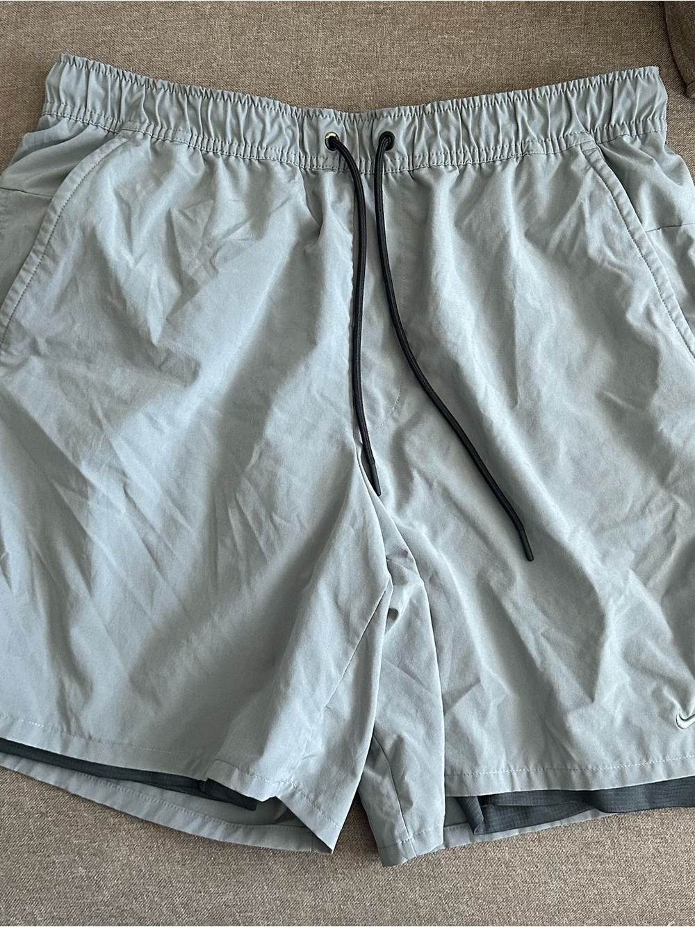 Men’s Nike Dri-Fir 7” Running Short Lined - Size Large